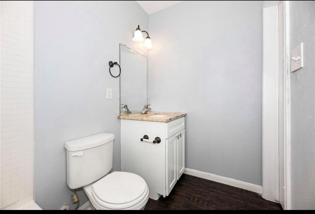 2719 Virginia Street - Photo 2