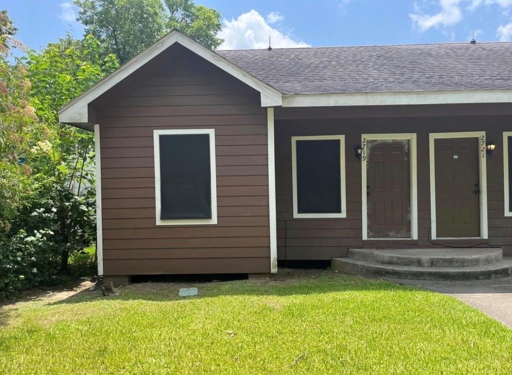 2719 Virginia Street - Photo 1