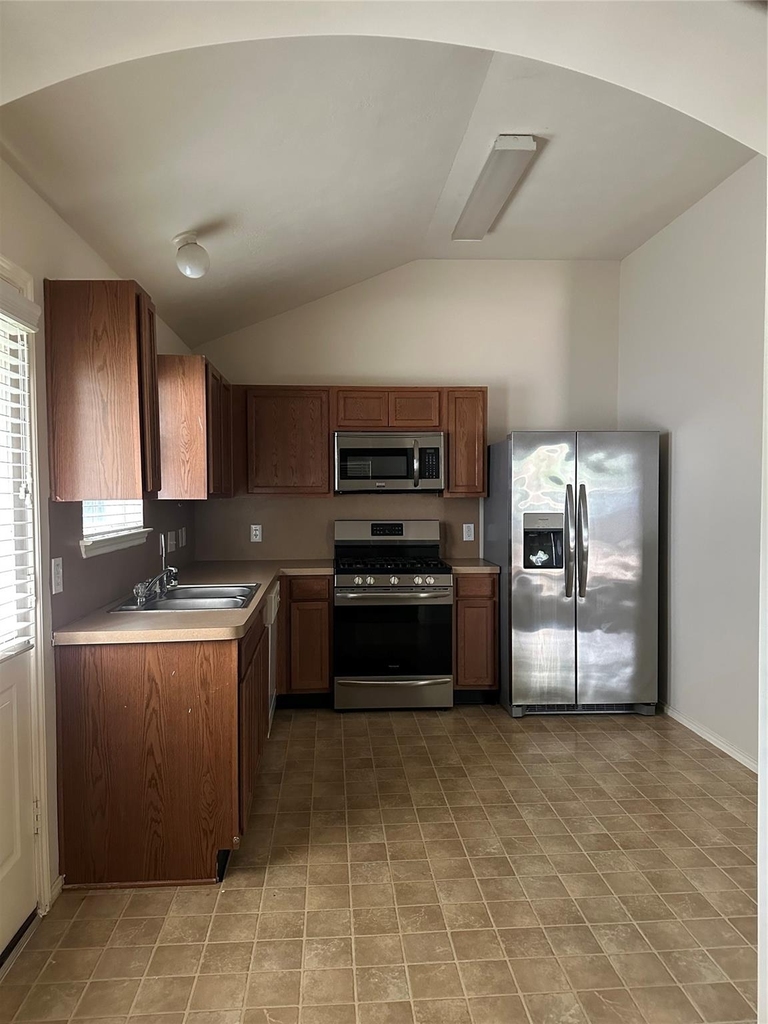 15823 Regal Trace Lane - Photo 7