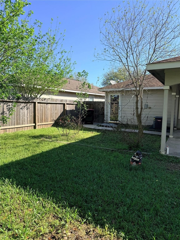 15823 Regal Trace Lane - Photo 19