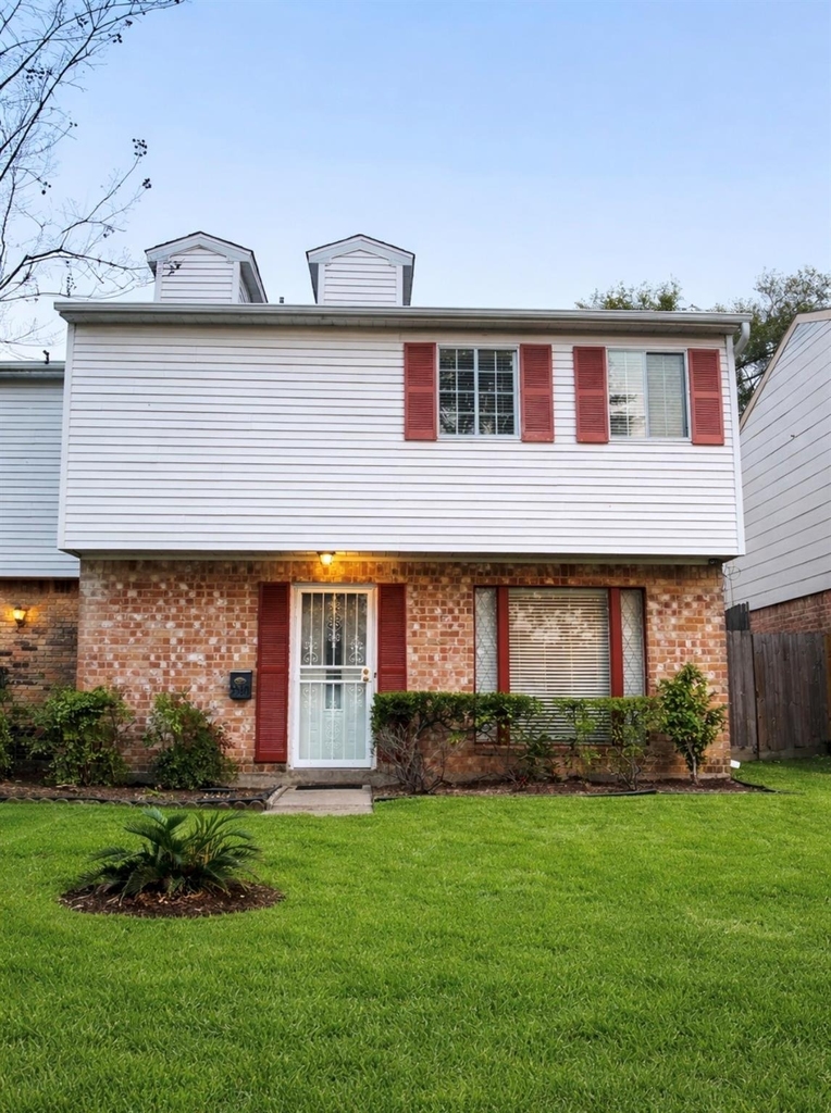 5510 Deep Forest Drive - Photo 0
