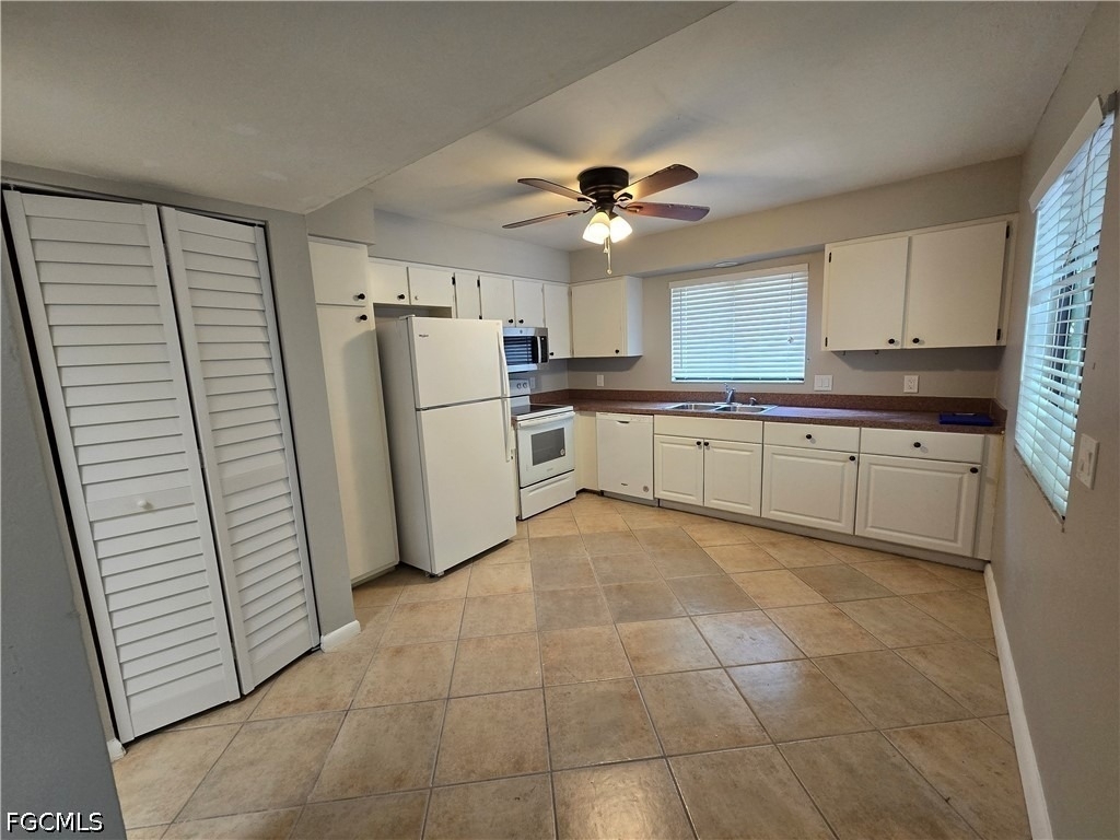 7752 Tamara Lee Court - Photo 10