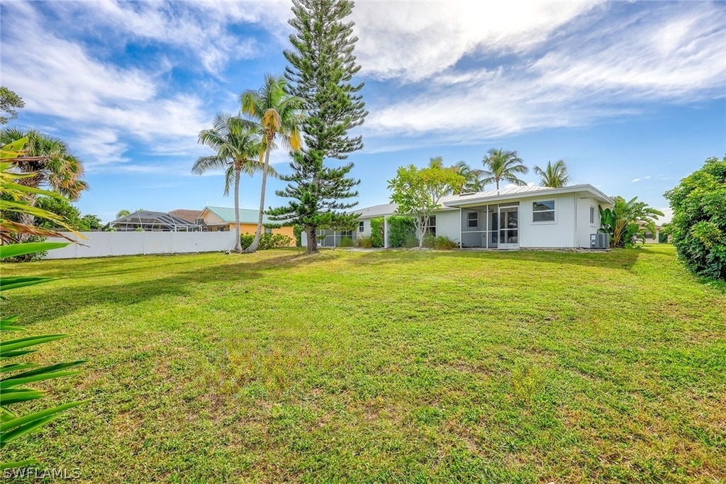 527 109th Avenue N - Photo 18