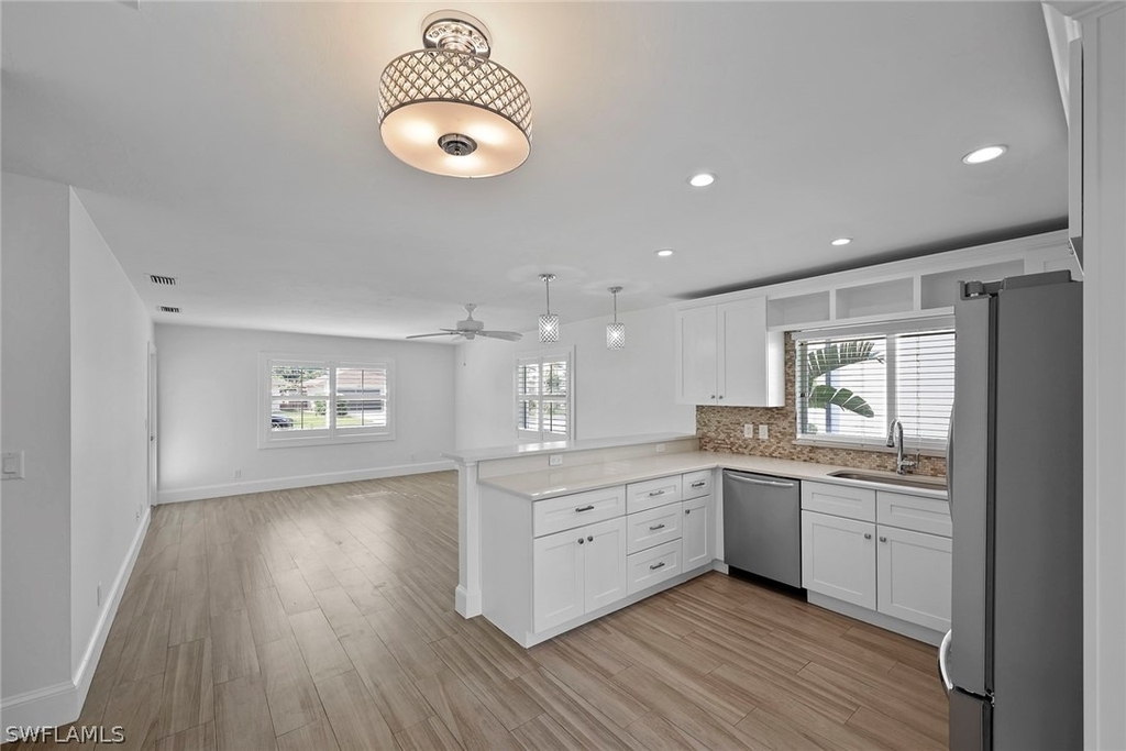 527 109th Avenue N - Photo 10