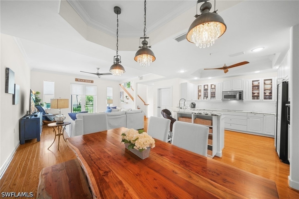 572 11th Avenue S - Photo 11