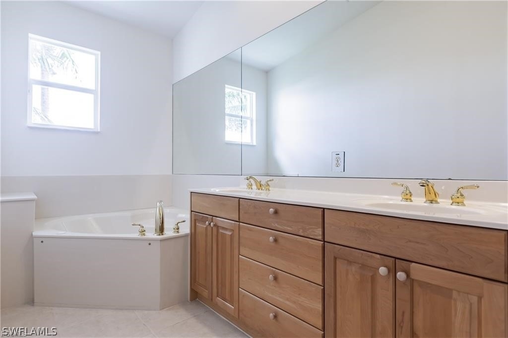 572 11th Avenue S - Photo 22