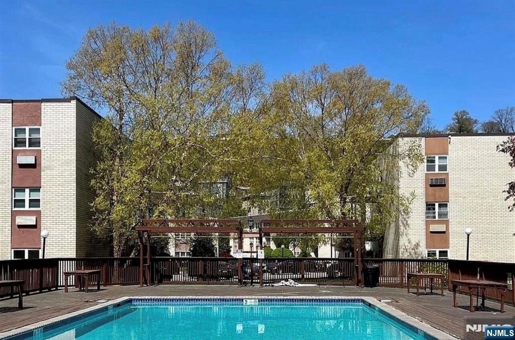 1111 River - Photo 12