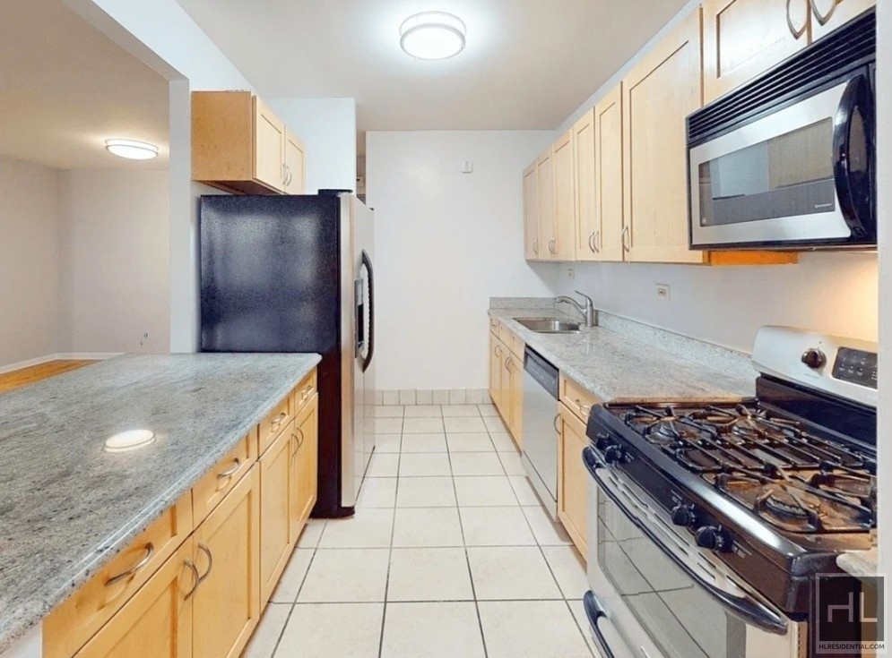 West 97th Street - Photo 1