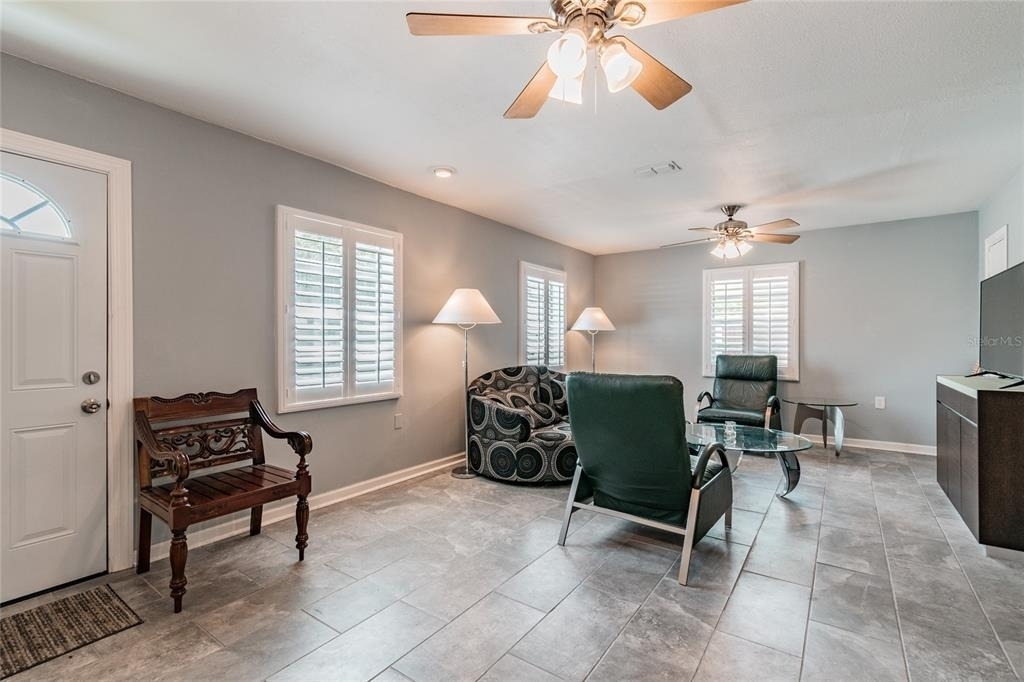 3611 W Anderson Avenue - Photo 9