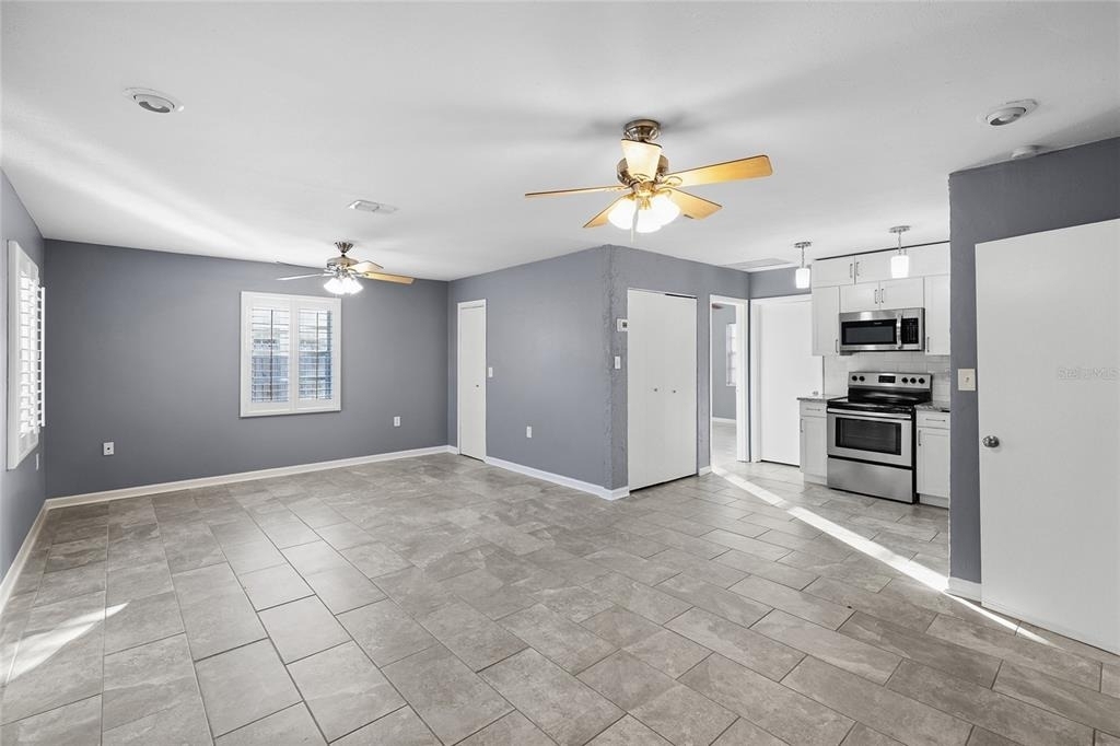 3611 W Anderson Avenue - Photo 2