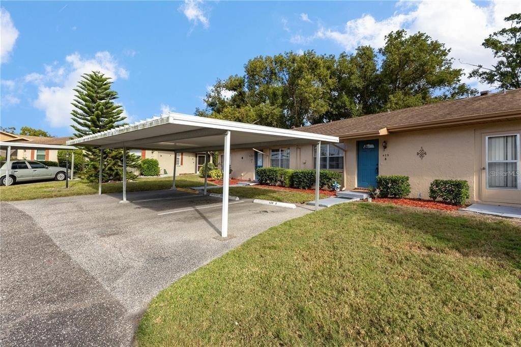 409 Feltham Trail - Photo 1