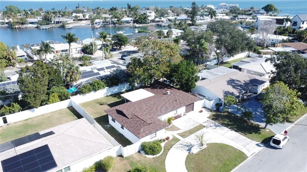 2502 Tropical Shores Drive Se - Photo 2