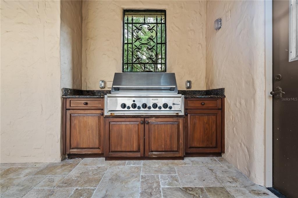 9841 Covent Garden Drive - Photo 10
