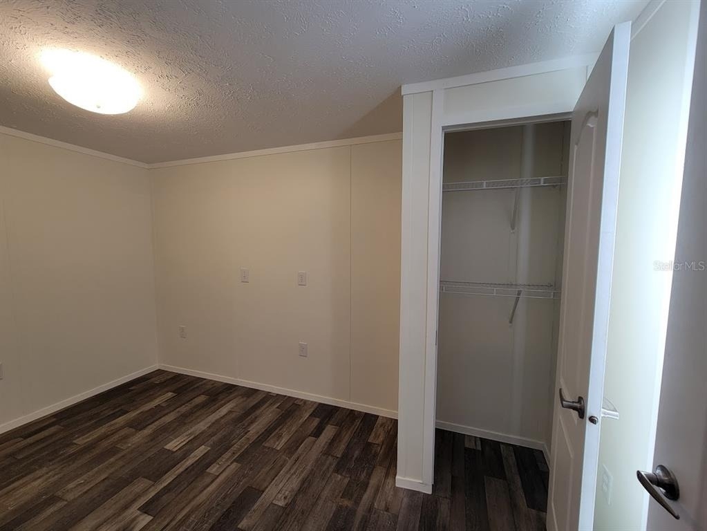 5700 Holiday Park Boulevard - Photo 12