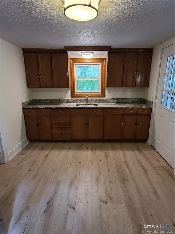 683 Worthington Ridge - Photo 1