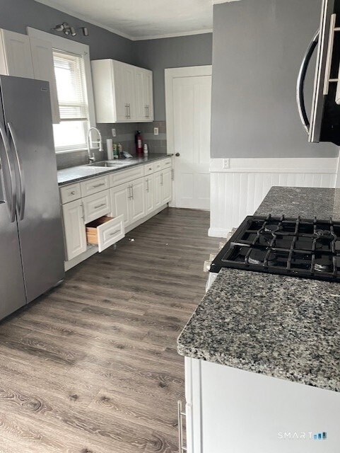 281 Chestnut Street - Photo 5