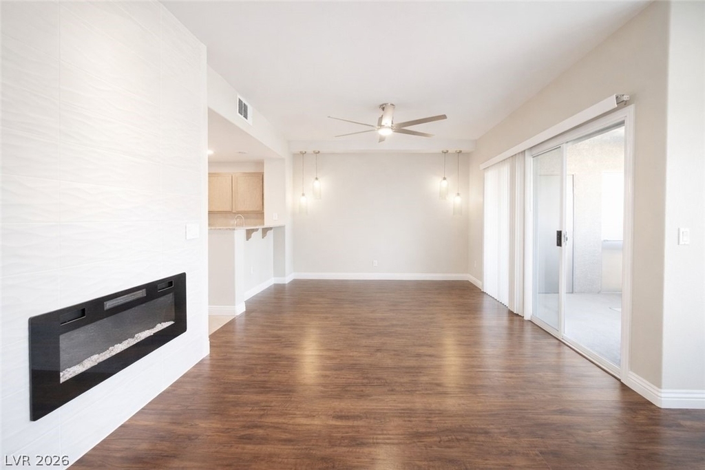 825 Canterra Street - Photo 2