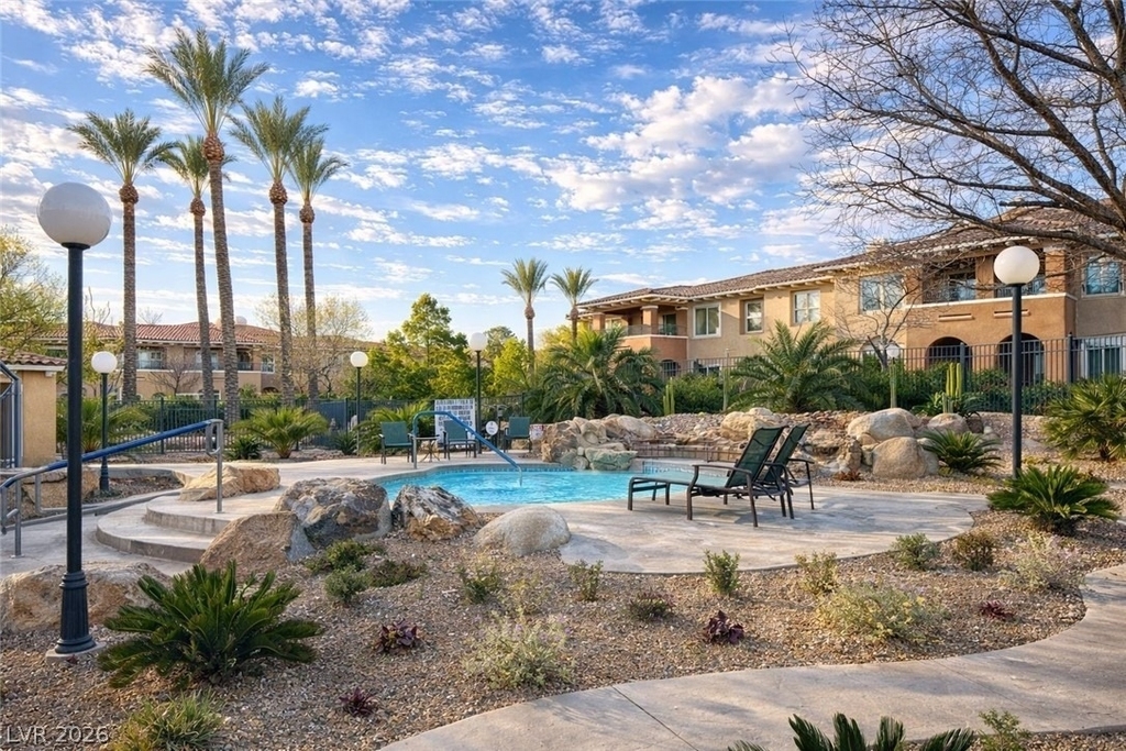 825 Canterra Street - Photo 8
