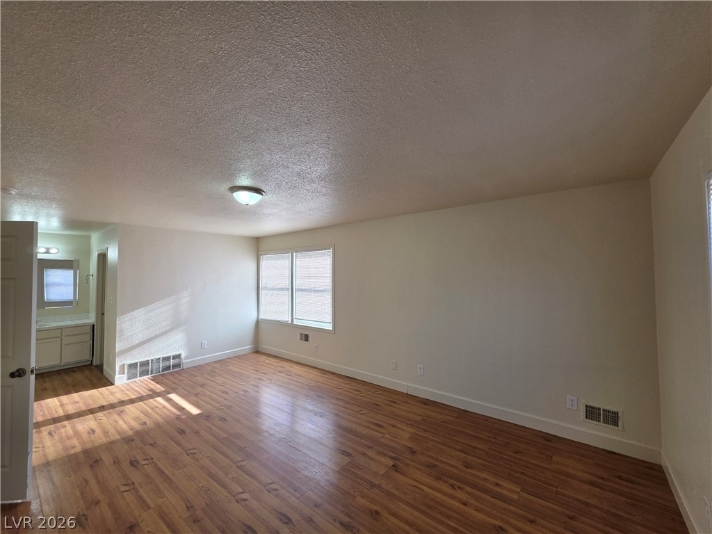 1590 Mustang Drive - Photo 9