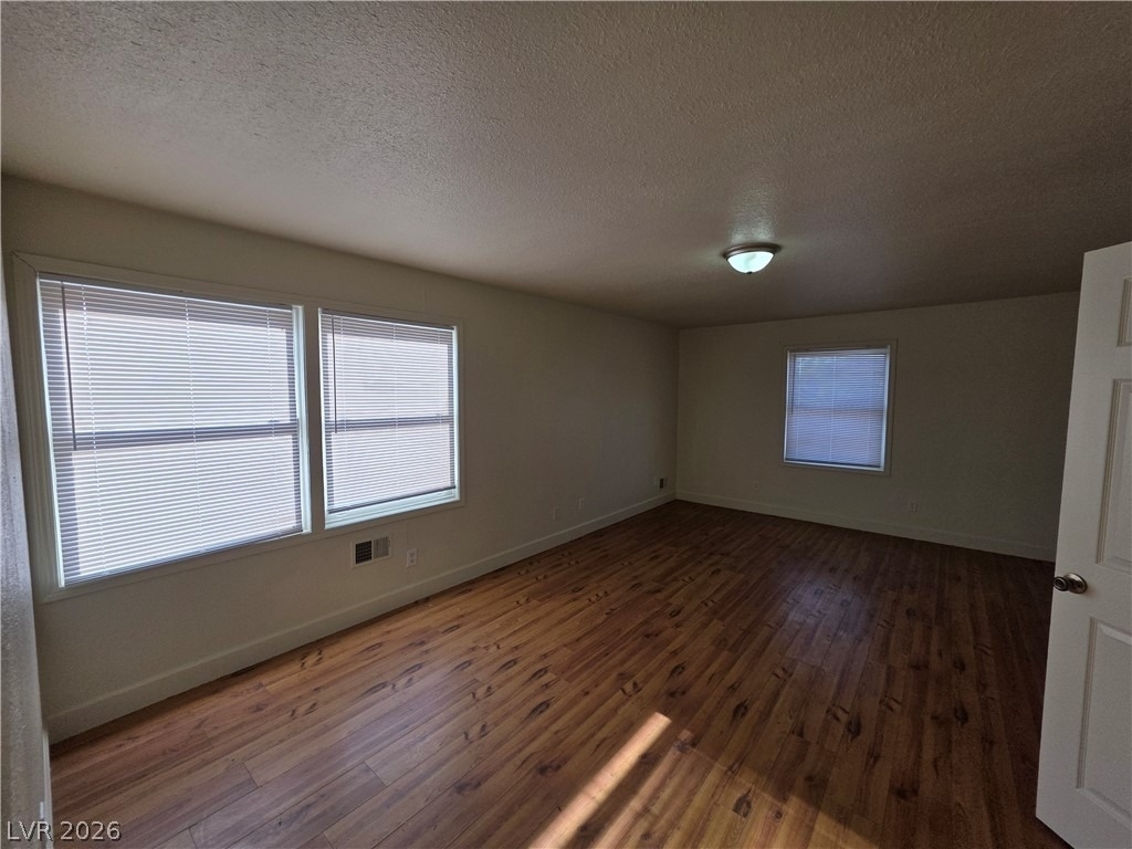 1590 Mustang Drive - Photo 6