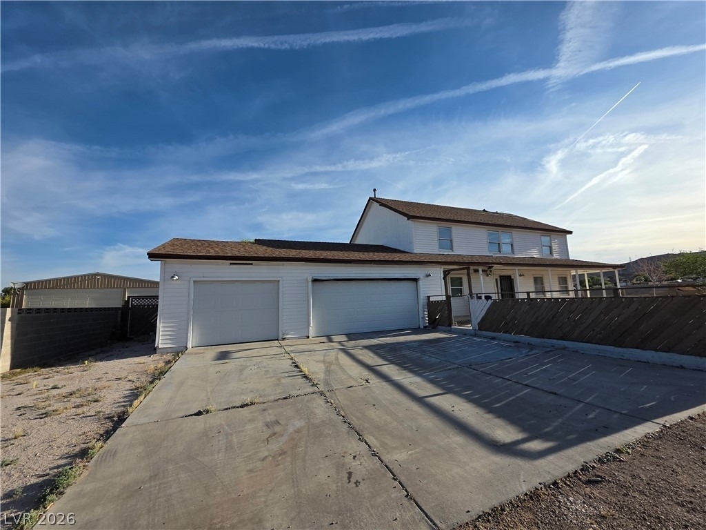 1590 Mustang Drive - Photo 2