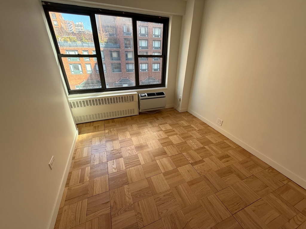 145 Fourth ave - Photo 5