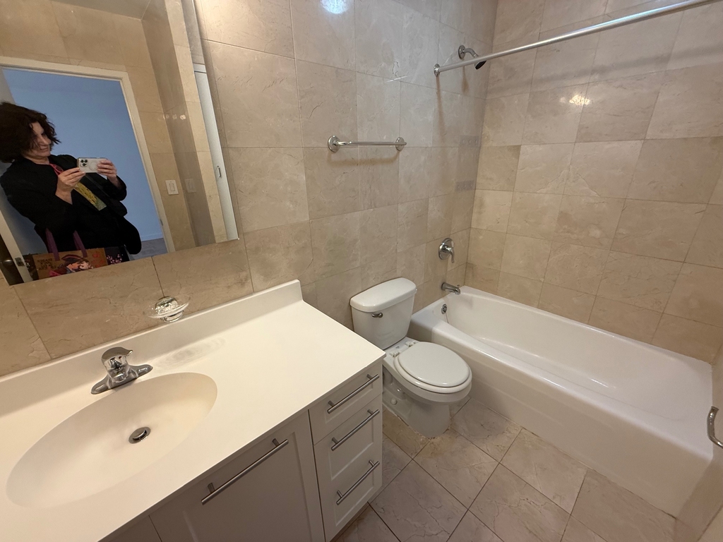 145 Fourth ave - Photo 4