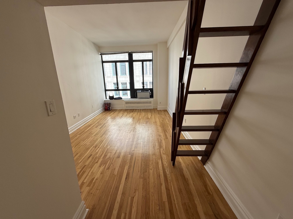 1 Astor Place - Photo 0