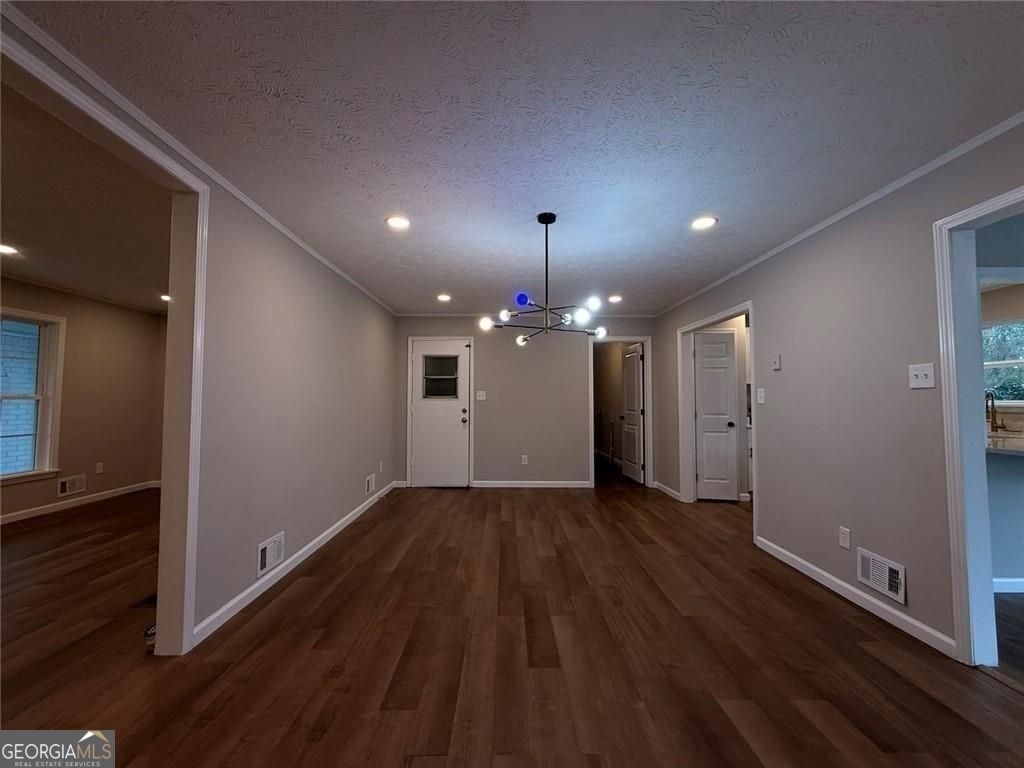 1055 Pinecrest Drive - Photo 16