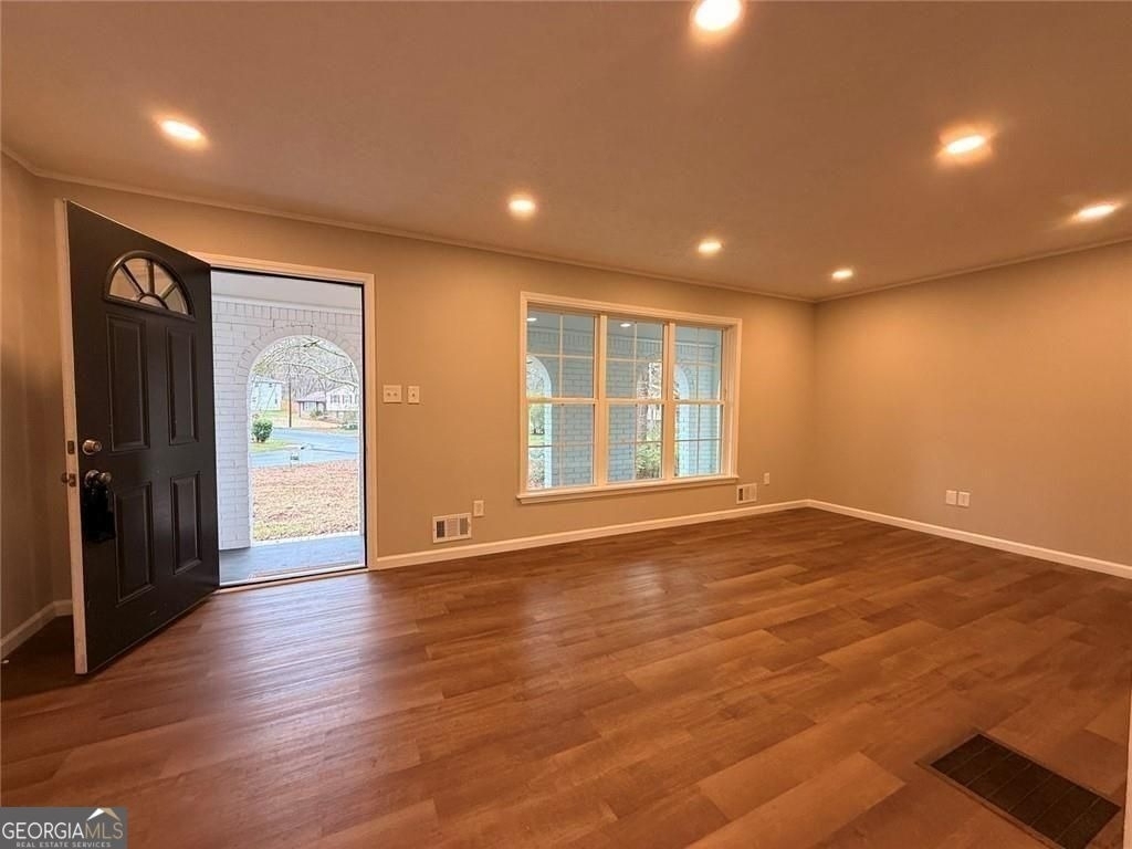 1055 Pinecrest Drive - Photo 14