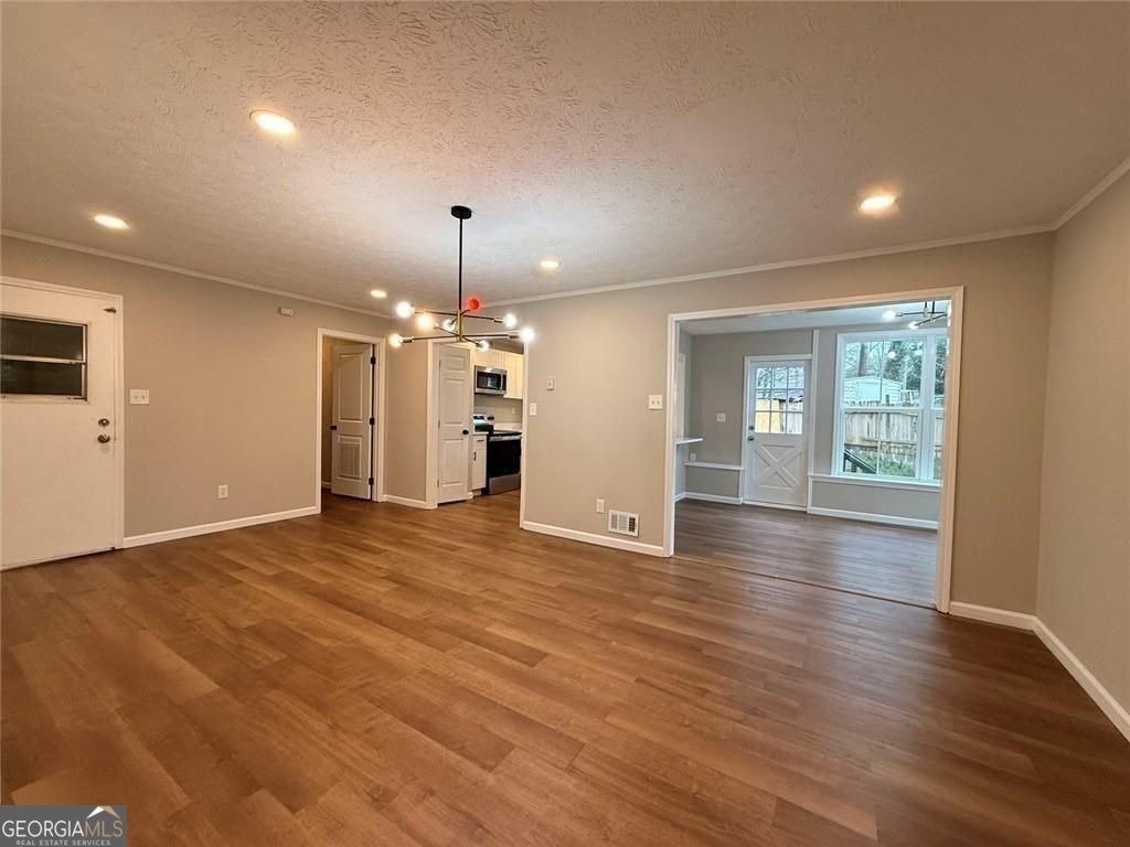 1055 Pinecrest Drive - Photo 13