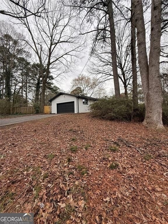 1055 Pinecrest Drive - Photo 4