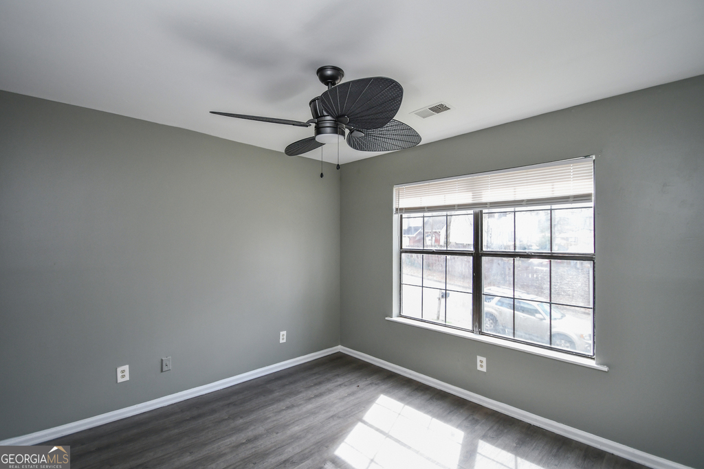 735 Oak Drive - Photo 2