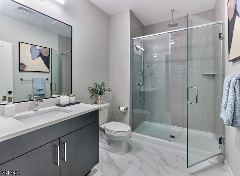 51 Okner Pkwy - Photo 10