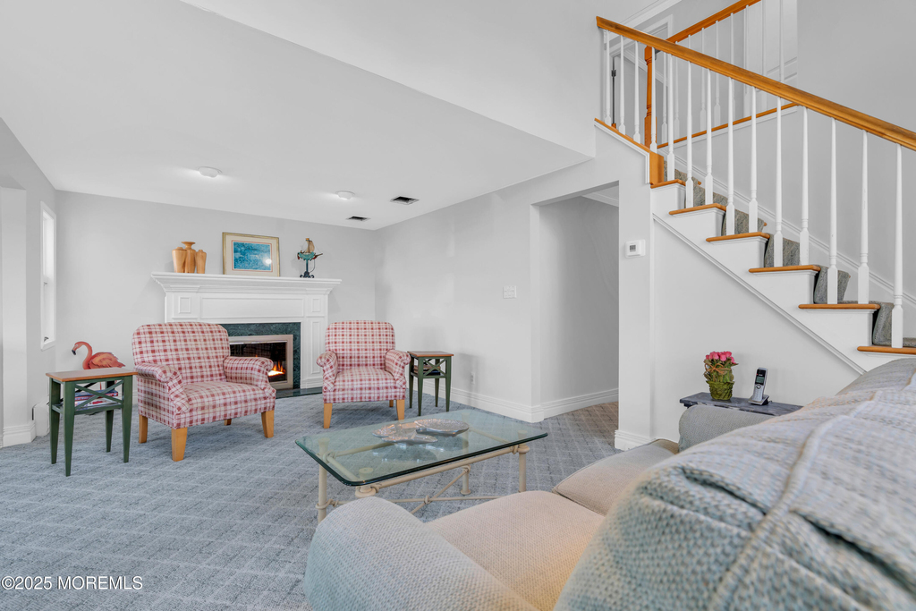 124 Neptune Place - Photo 6