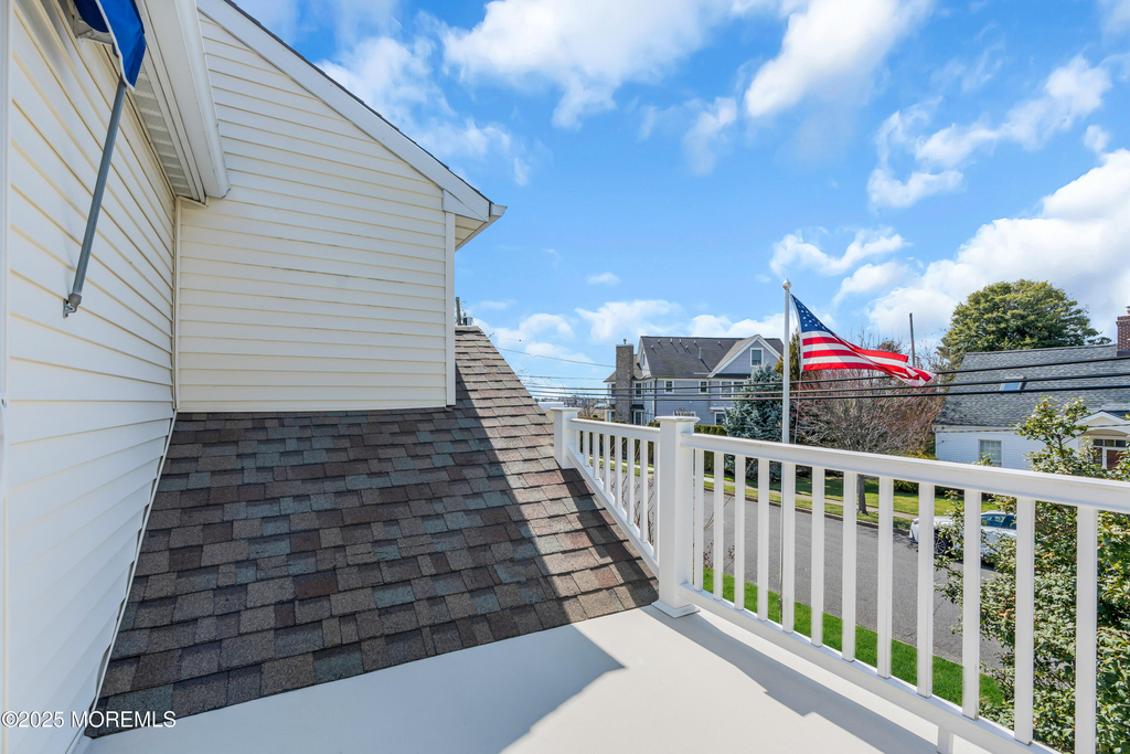 124 Neptune Place - Photo 37