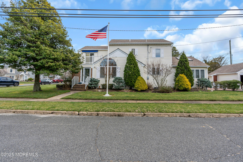 124 Neptune Place - Photo 30