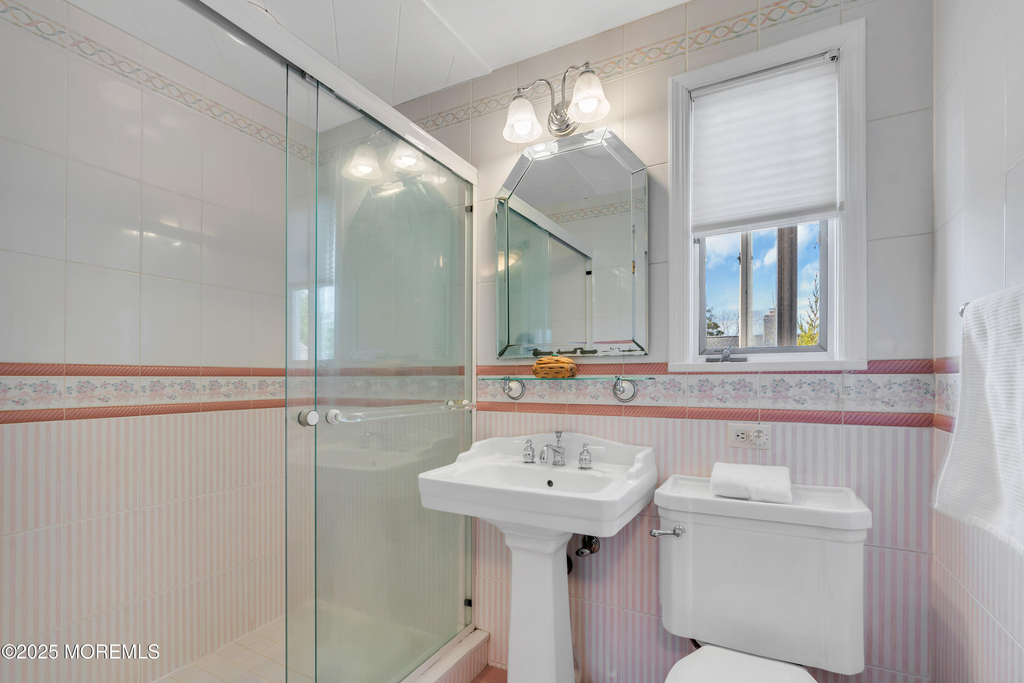 124 Neptune Place - Photo 22