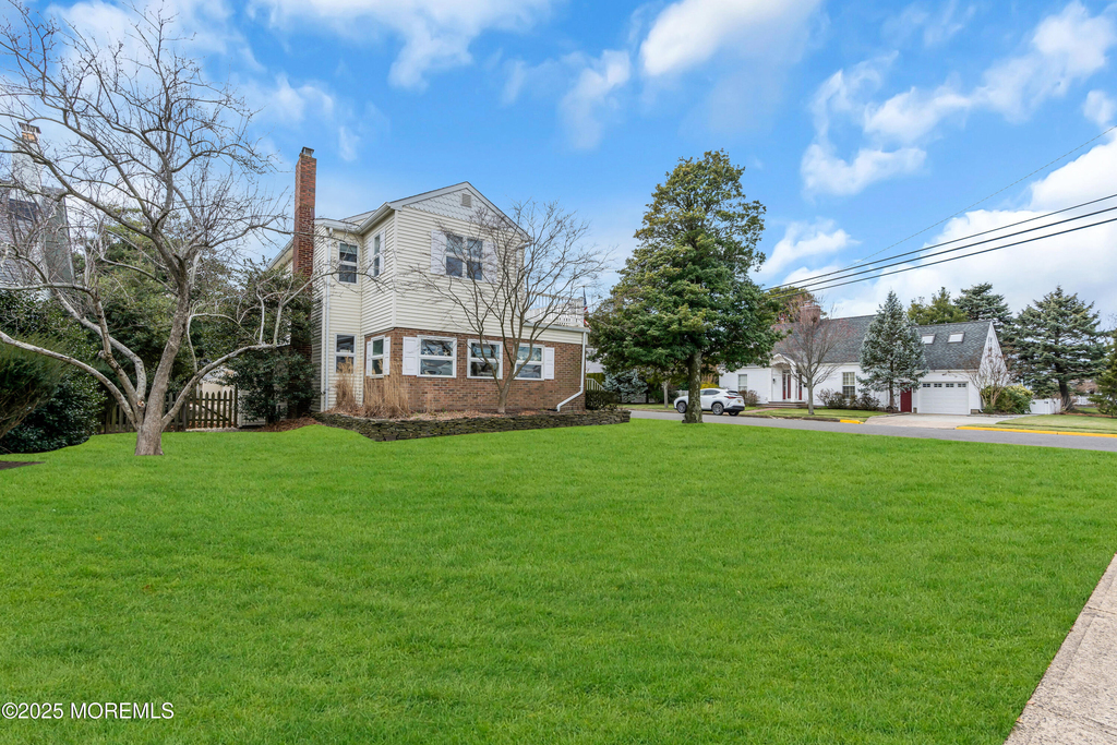 124 Neptune Place - Photo 34