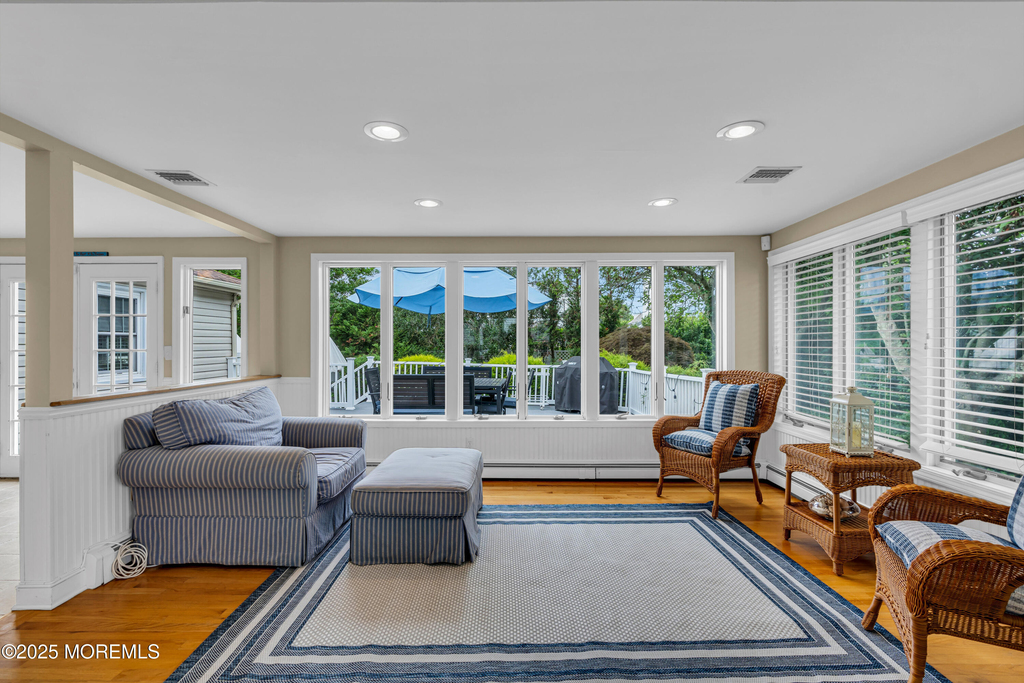218 3rd Avenue - Photo 3