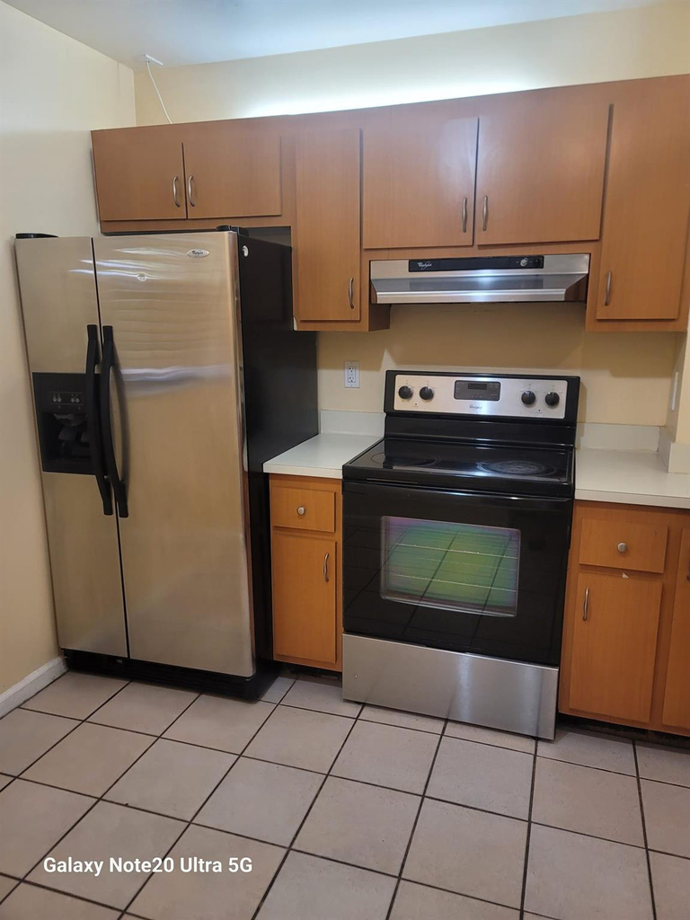 3531 Nw 94th Avenue - Photo 0