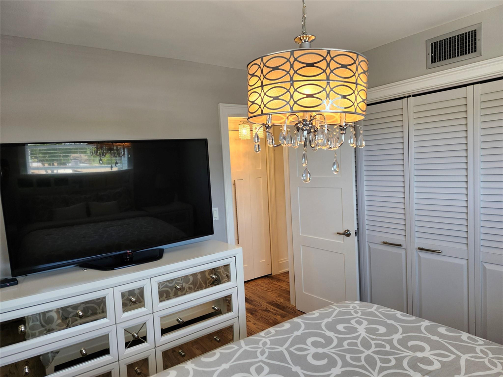 301 Cambridge Road - Photo 21
