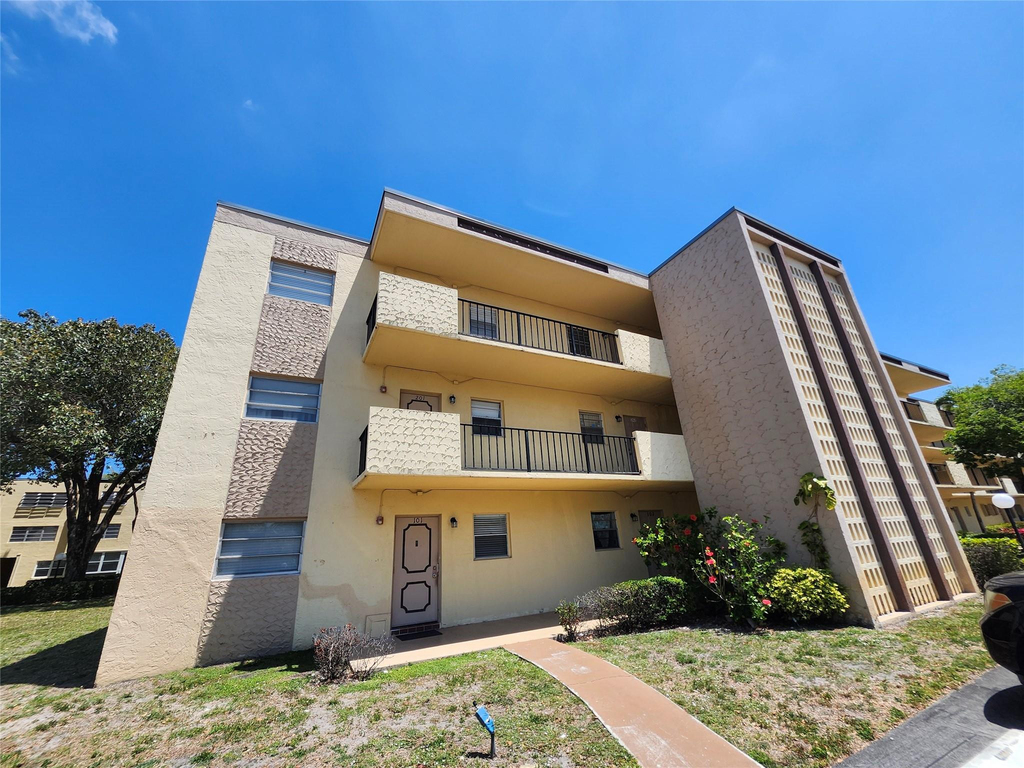 301 Cambridge Road - Photo 29