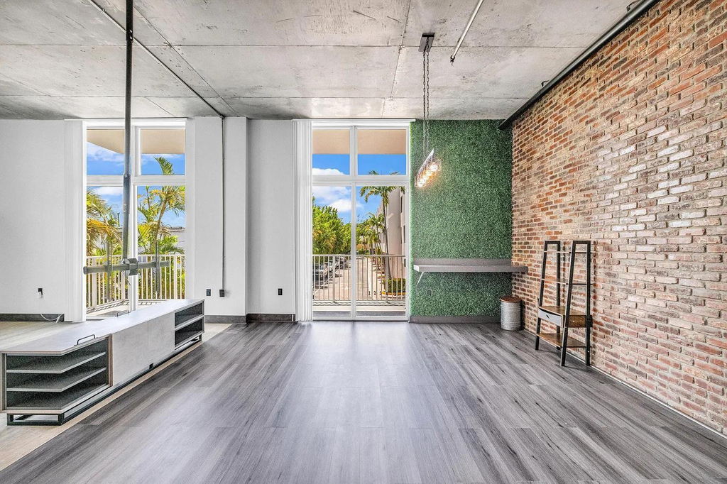 2100 Van Buren Street - Photo 6