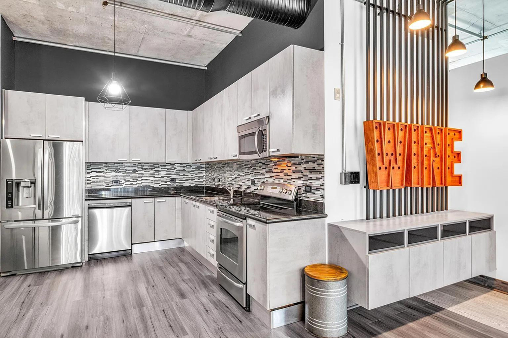 2100 Van Buren Street - Photo 12