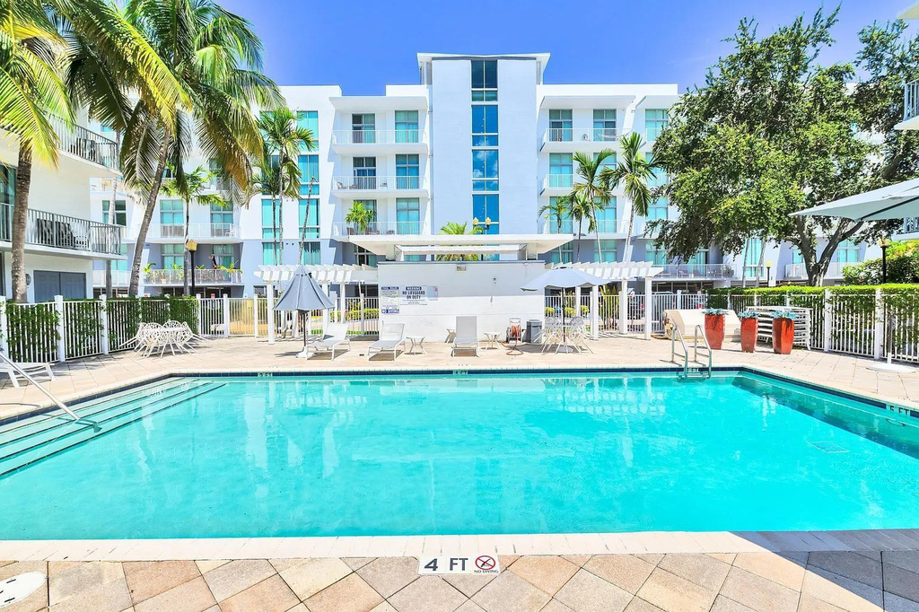 2100 Van Buren Street - Photo 19
