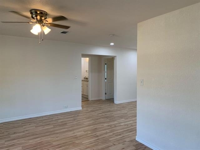 820 W Crawford Street - Photo 3