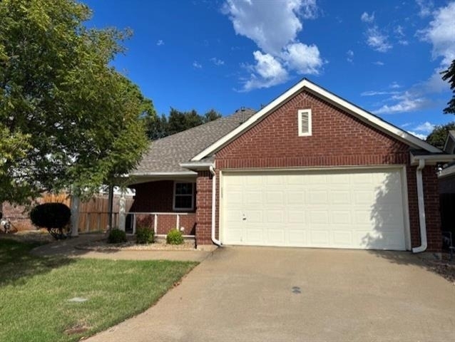 2316 Clermont Lane - Photo 0