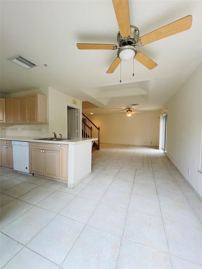2605 Bay Drive - Photo 9