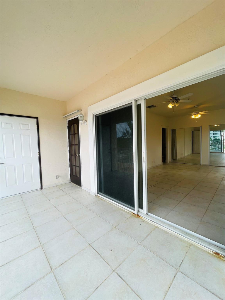 2605 Bay Drive - Photo 22